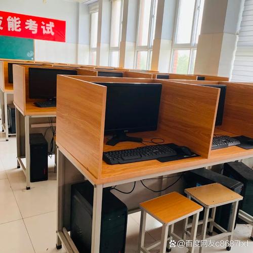 计算机网络技术专业是鹤壁汽车工程职业学院的重点建设专业,本专业